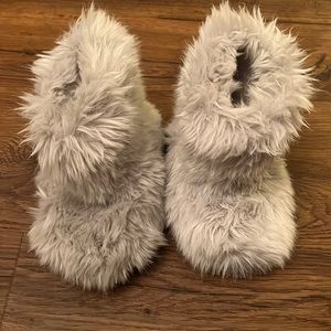 Restoration Hardware Baby & child booties house slippers